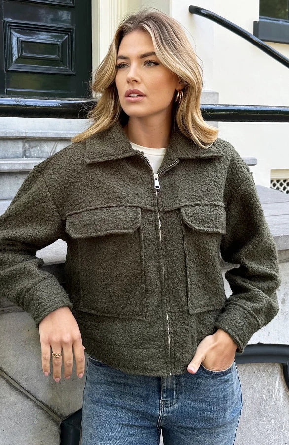 Olivia - Chaqueta bouclé con cremallera