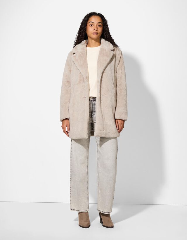 ABRIGO DE PIEL SINTETICA